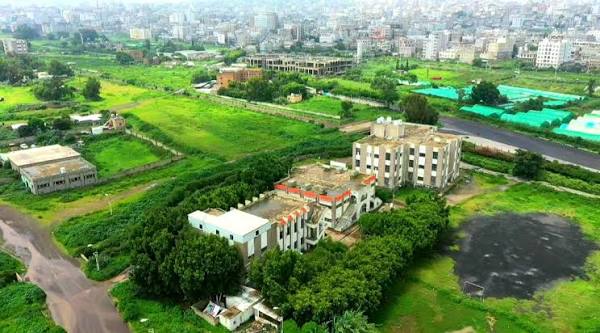 نرحب بكم جميعا في حفل تخرج دفعة أثير